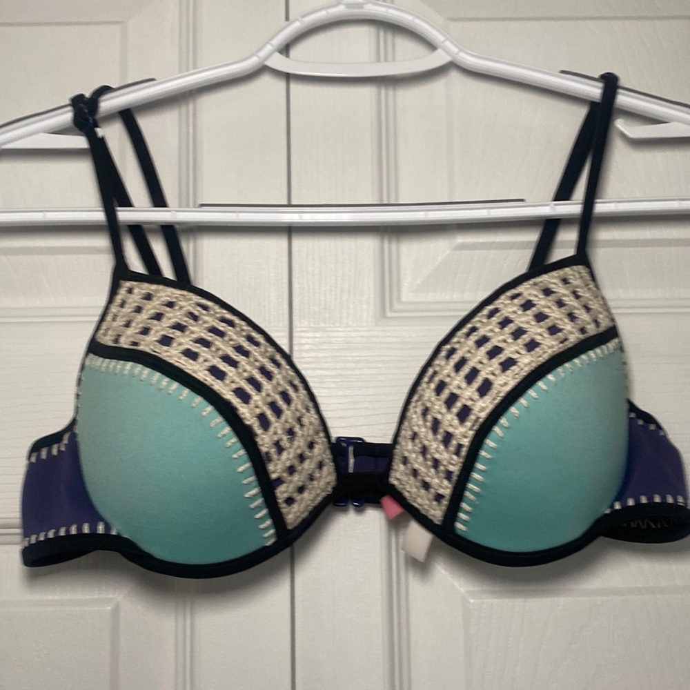 VICTORIAS SECRET THE FABULOUS BIKINI TOP CROCHET SURF PUSH UP 34B TEAL PURPLE